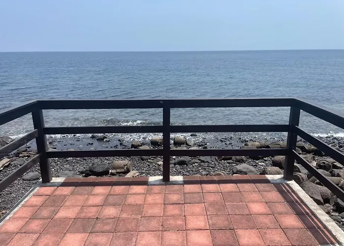 Absolute Beachfront, Paradise, 3Br Villa With Private Pool On 1200M2 Of Tropical Land