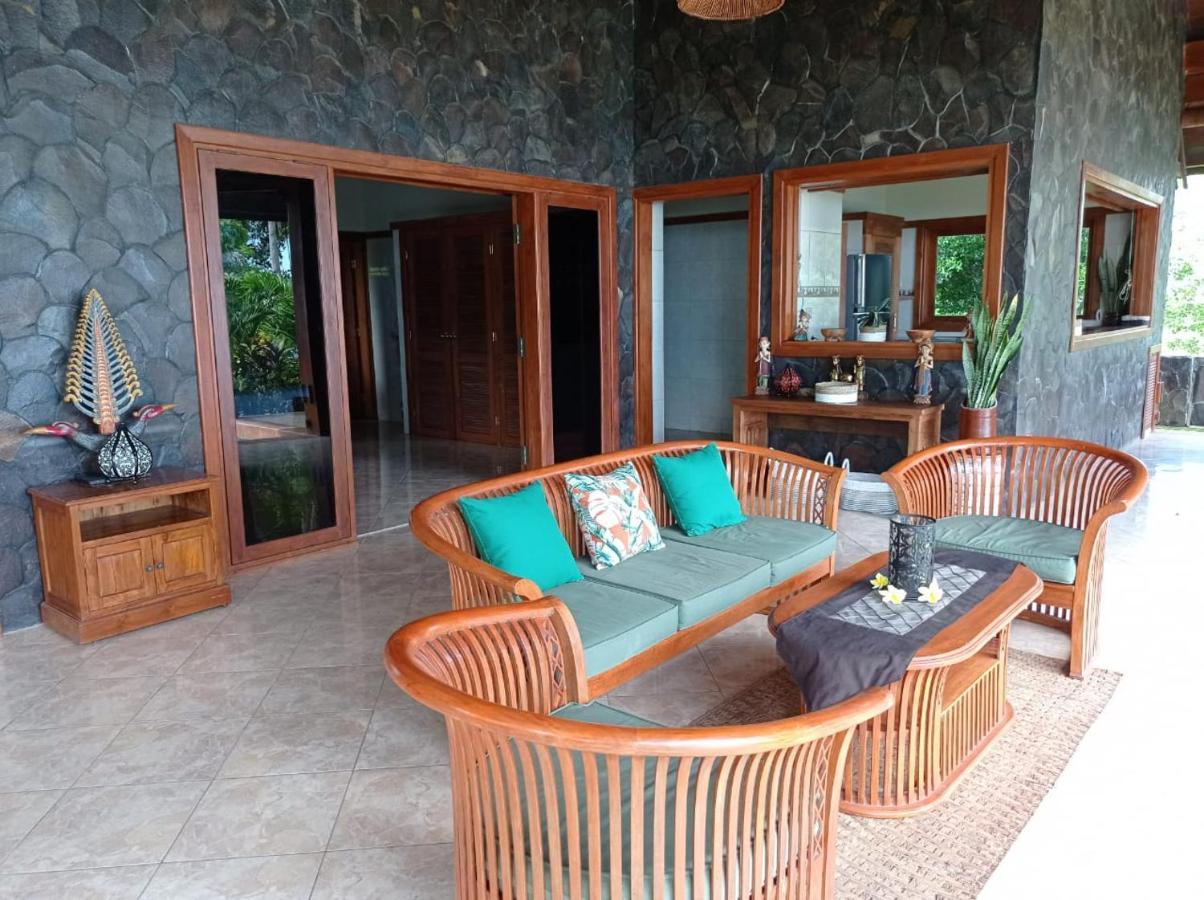 Villa Absolute Beachfront, Paradise, 3br With Private Pool On 1200m2 Of Tropical Land *
