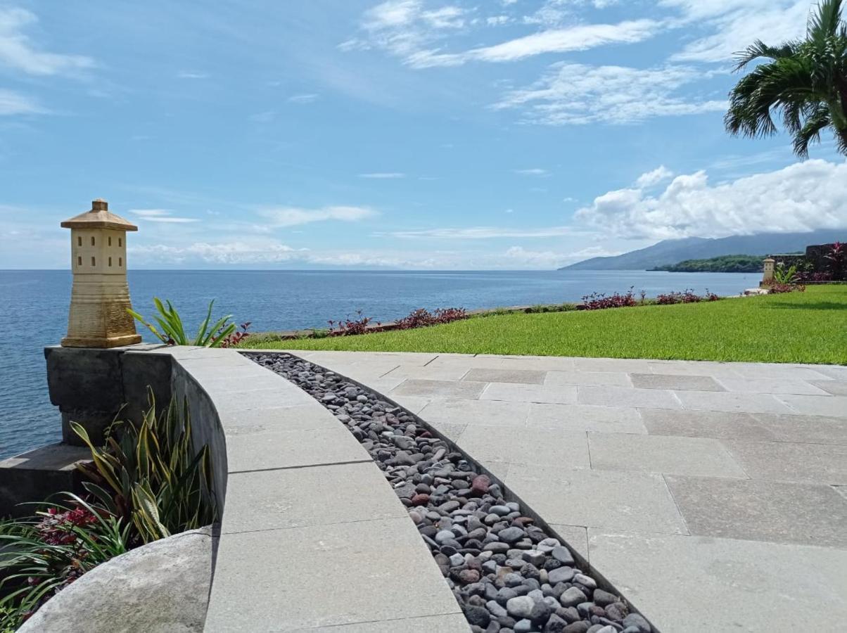 Absolute Beachfront, Paradise, 3br With Private Pool On 1200m2 Of Tropical Land Villa