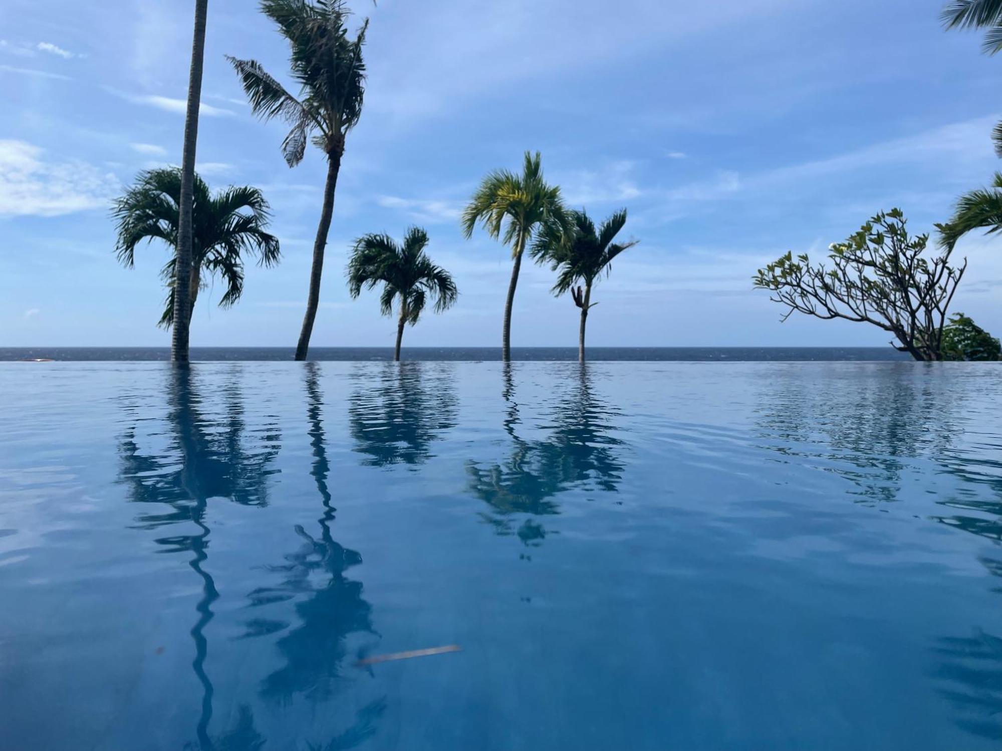 Absolute Beachfront, Paradise, 3br With Private Pool On 1200m2 Of Tropical Land Villa Tulamben (Bali)